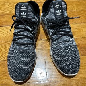 Adidas Hu Pharrell Williams